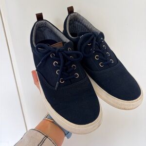 Cat & Jack Dark Navy Sneakers Big Kid